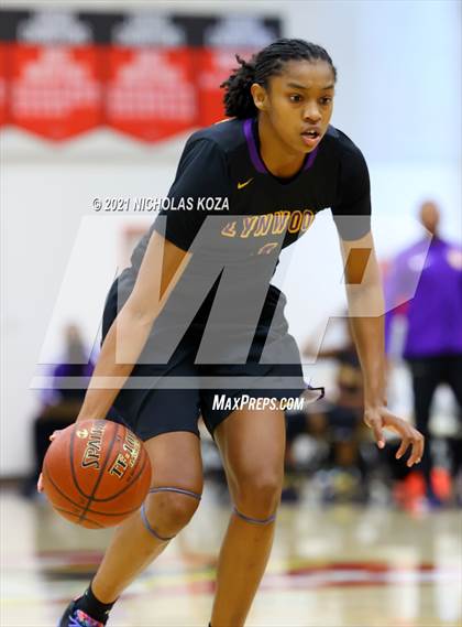 Thumbnail 1 in Lynwood vs. Harvard-Westlake (CIF-SS Open Playoff) photogallery.