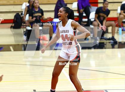 Thumbnail 2 in Lynwood vs. Harvard-Westlake (CIF-SS Open Playoff) photogallery.