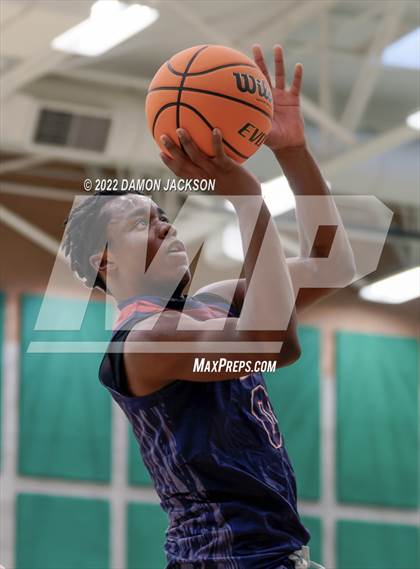 Thumbnail 1 in Virgin Valley vs American Leadership Academy (2A 3A Challenge) photogallery.