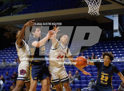 Thumbnail 3 in Cypress Ranch vs. Cypress Springs (Houston Methodist Cy Hoops Consolation Final) photogallery.