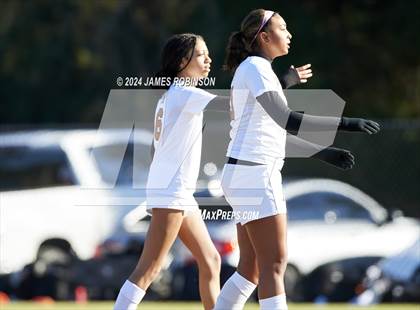 Thumbnail 2 in Bishop Kenny vs Atlantic Coast (ESJ Invitational) photogallery.