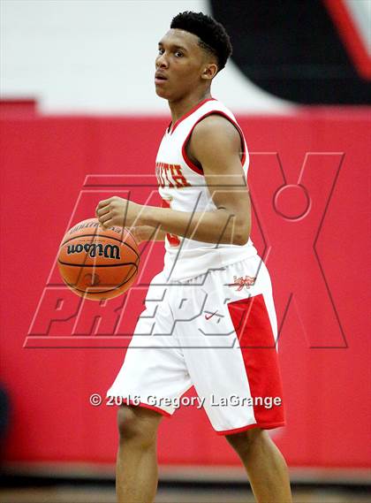 Thumbnail 3 in South Grand Prairie vs. Guyer photogallery.