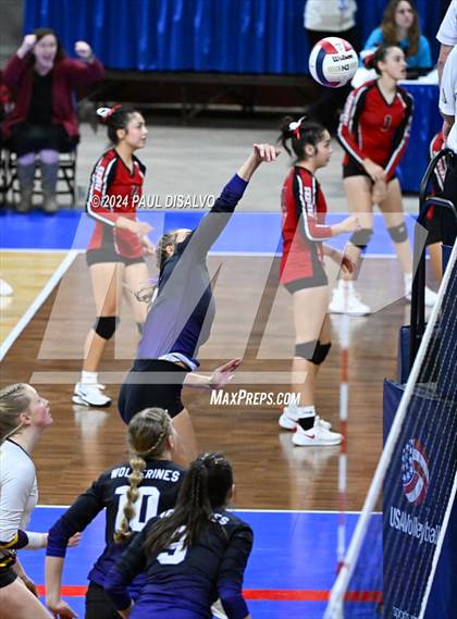 Thumbnail 3 in Lamar vs. Bayfield (CHSAA 3A 1st Round) photogallery.