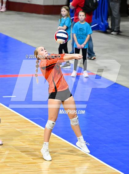 Thumbnail 3 in Lamar vs. Bayfield (CHSAA 3A 1st Round) photogallery.