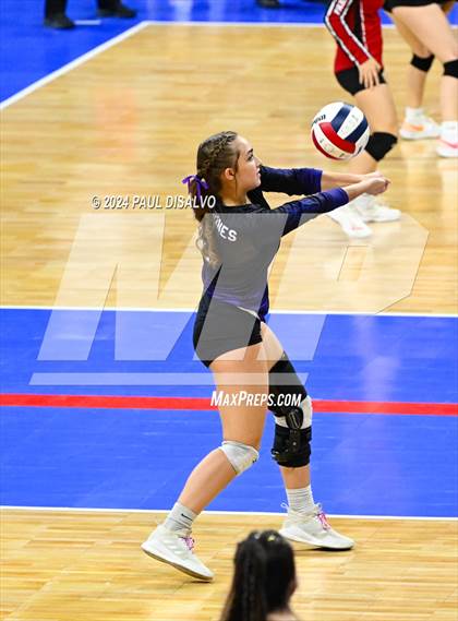 Thumbnail 3 in Lamar vs. Bayfield (CHSAA 3A 1st Round) photogallery.