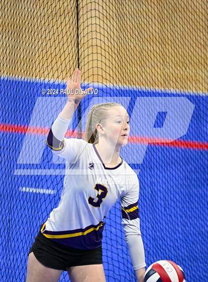 Thumbnail 1 in Lamar vs. Bayfield (CHSAA 3A 1st Round) photogallery.