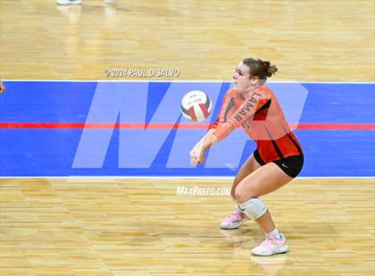 Thumbnail 2 in Lamar vs. Bayfield (CHSAA 3A 1st Round) photogallery.