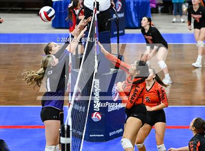 Thumbnail 1 in Lamar vs. Bayfield (CHSAA 3A 1st Round) photogallery.