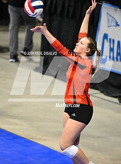 Thumbnail 1 in Lamar vs. Bayfield (CHSAA 3A 1st Round) photogallery.