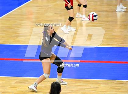 Thumbnail 1 in Lamar vs. Bayfield (CHSAA 3A 1st Round) photogallery.