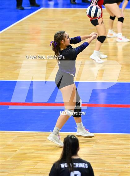 Thumbnail 1 in Lamar vs. Bayfield (CHSAA 3A 1st Round) photogallery.