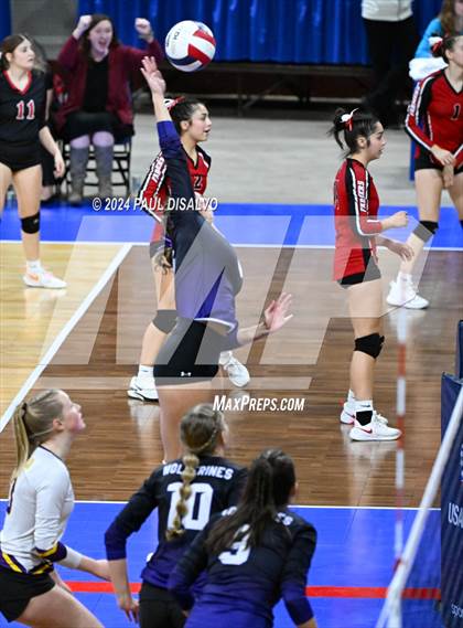 Thumbnail 1 in Lamar vs. Bayfield (CHSAA 3A 1st Round) photogallery.