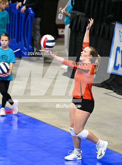 Thumbnail 3 in Lamar vs. Bayfield (CHSAA 3A 1st Round) photogallery.