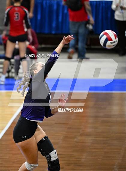 Thumbnail 3 in Lamar vs. Bayfield (CHSAA 3A 1st Round) photogallery.