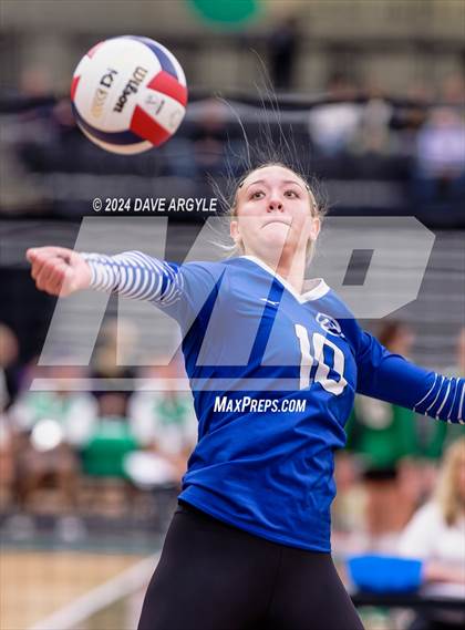 Thumbnail 2 in Orem vs. Dixie (UHSAA 4A Second Round) photogallery.