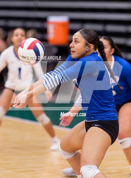 Thumbnail 3 in Orem vs. Dixie (UHSAA 4A Second Round) photogallery.