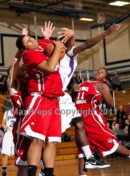 Thumbnail 1 in Catholic Memorial School vs St. Peter-Marian (Catholic School Showcase) photogallery.