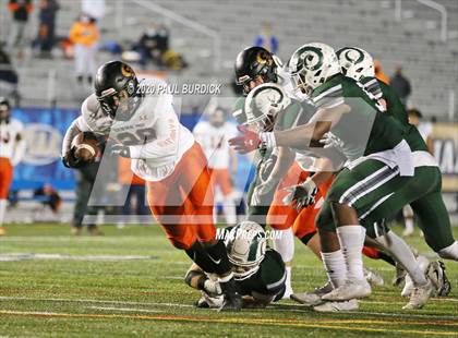Thumbnail 2 in Cathedral Prep vs. Pine-Richland (PIAA 5A State Championship) photogallery.