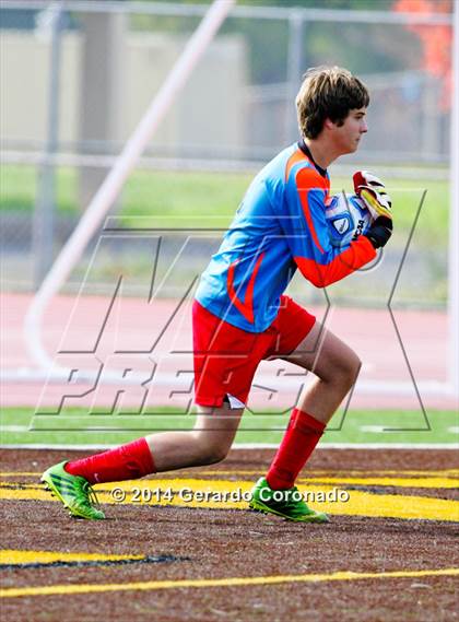 Thumbnail 2 in Ripon Christian vs Sacramento Country Day (CIF SJS D7 Final) photogallery.