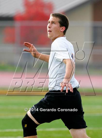 Thumbnail 2 in Ripon Christian vs Sacramento Country Day (CIF SJS D7 Final) photogallery.