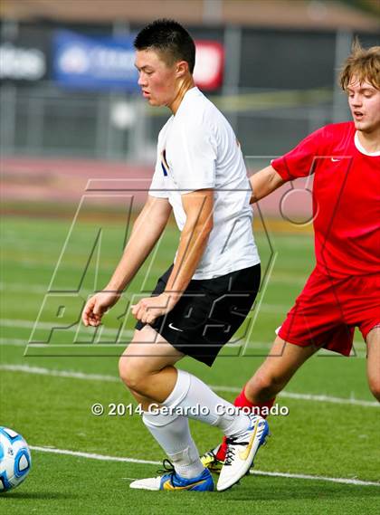 Thumbnail 3 in Ripon Christian vs Sacramento Country Day (CIF SJS D7 Final) photogallery.
