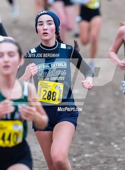 Thumbnail 1 in CIF State Cross Country Championships (Girls D5 Race) photogallery.