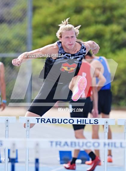 Thumbnail 1 in South Coast League Prelims photogallery.