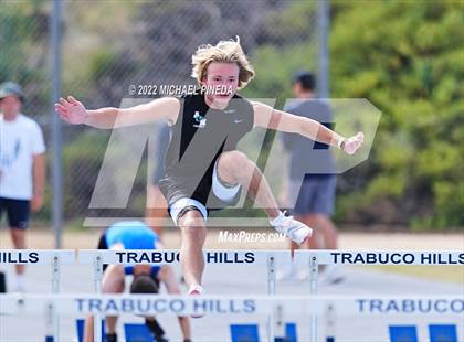 Thumbnail 1 in South Coast League Prelims photogallery.