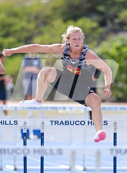 Thumbnail 1 in South Coast League Prelims photogallery.