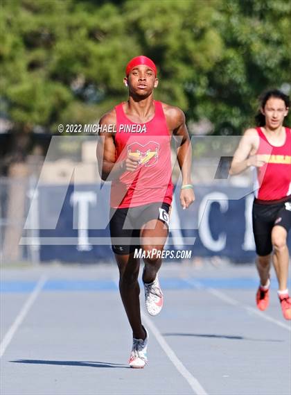 Thumbnail 1 in South Coast League Prelims photogallery.