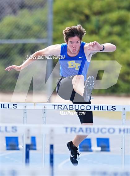 Thumbnail 2 in South Coast League Prelims photogallery.