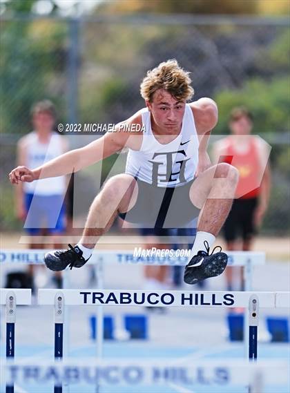 Thumbnail 3 in South Coast League Prelims photogallery.