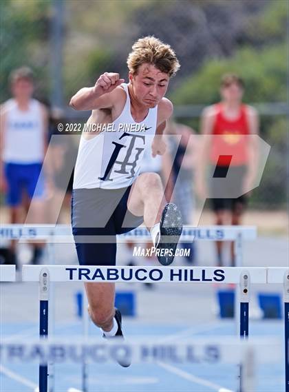 Thumbnail 1 in South Coast League Prelims photogallery.