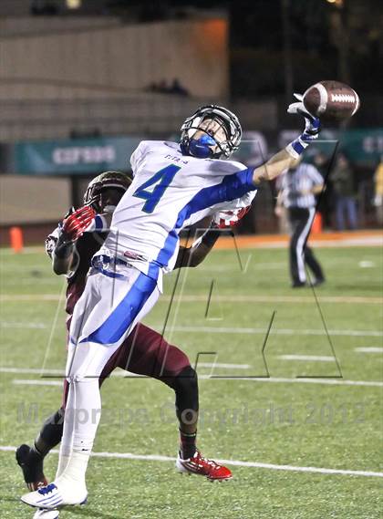Thumbnail 3 in Mission Hills vs. Eastlake (CIF SDS D1 Final) photogallery.