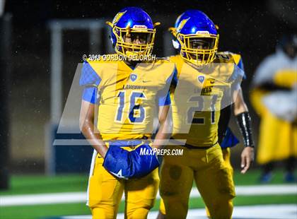 Thumbnail 1 in La Vega vs. Argyle (UIL 4A Quarterfinal) photogallery.