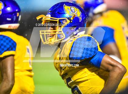 Thumbnail 3 in La Vega vs. Argyle (UIL 4A Quarterfinal) photogallery.
