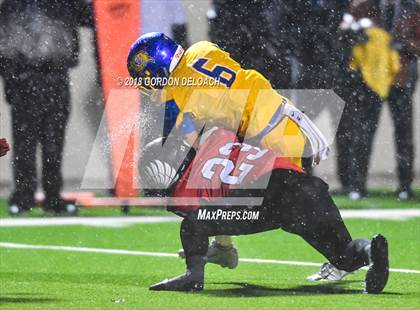 Thumbnail 1 in La Vega vs. Argyle (UIL 4A Quarterfinal) photogallery.