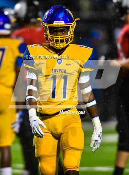 Thumbnail 2 in La Vega vs. Argyle (UIL 4A Quarterfinal) photogallery.