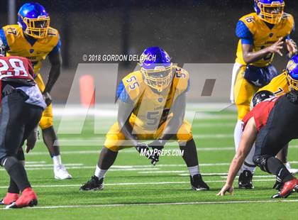Thumbnail 2 in La Vega vs. Argyle (UIL 4A Quarterfinal) photogallery.