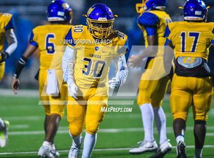 Thumbnail 3 in La Vega vs. Argyle (UIL 4A Quarterfinal) photogallery.