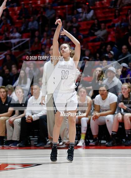 Thumbnail 1 in Springville vs. Highland (UHSAA 5A Final) photogallery.