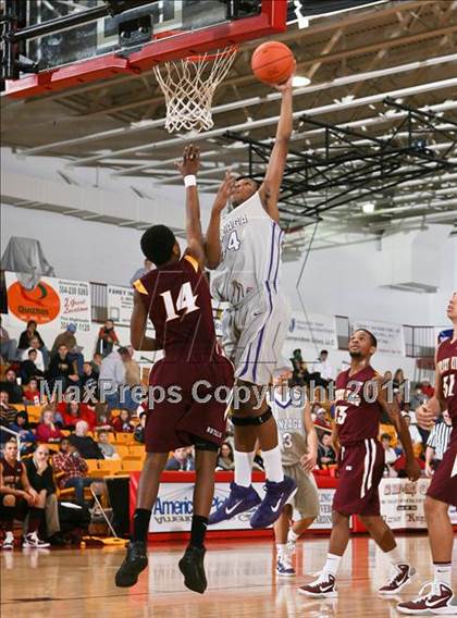 Thumbnail 1 in Christ the King vs Gonzaga (Cancer Research Classic) photogallery.
