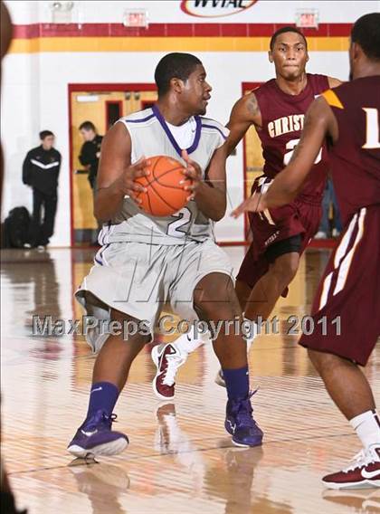 Thumbnail 2 in Christ the King vs Gonzaga (Cancer Research Classic) photogallery.