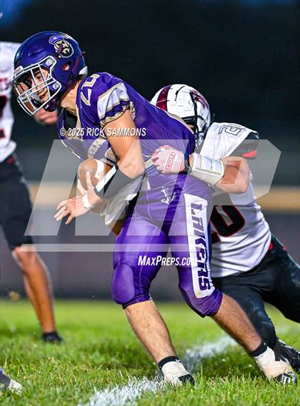 Thumbnail 1 in New London @ Millersport photogallery.