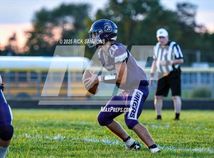 Thumbnail 1 in New London @ Millersport photogallery.