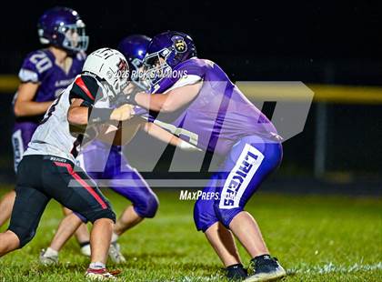 Thumbnail 2 in New London @ Millersport photogallery.