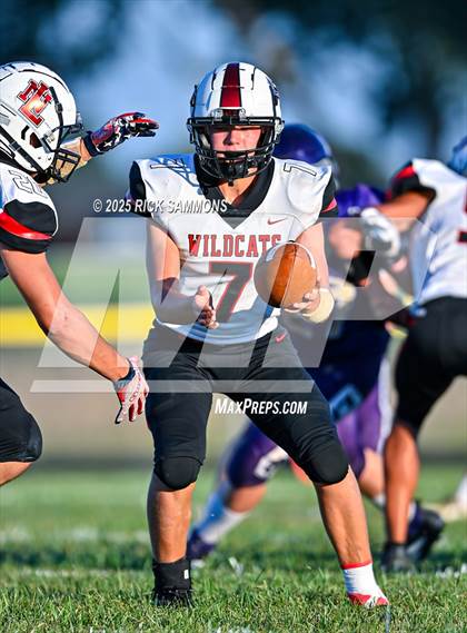 Thumbnail 1 in New London @ Millersport photogallery.