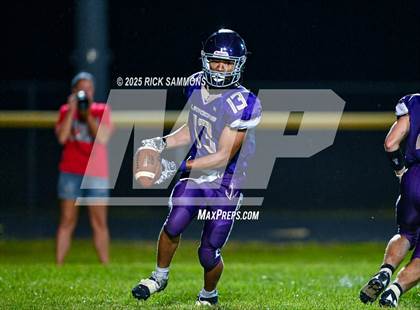 Thumbnail 1 in New London @ Millersport photogallery.