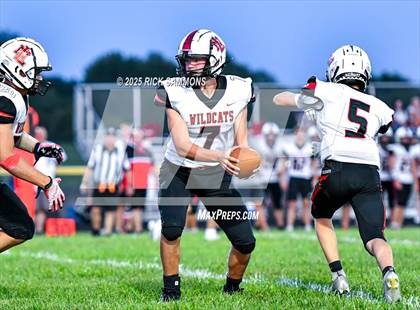 Thumbnail 2 in New London @ Millersport photogallery.