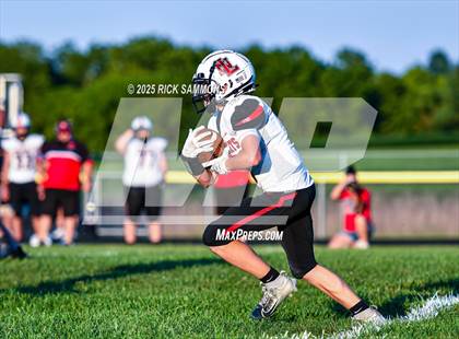 Thumbnail 2 in New London @ Millersport photogallery.